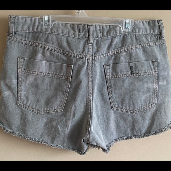 Free People edged shorts - Picture 4 of 4